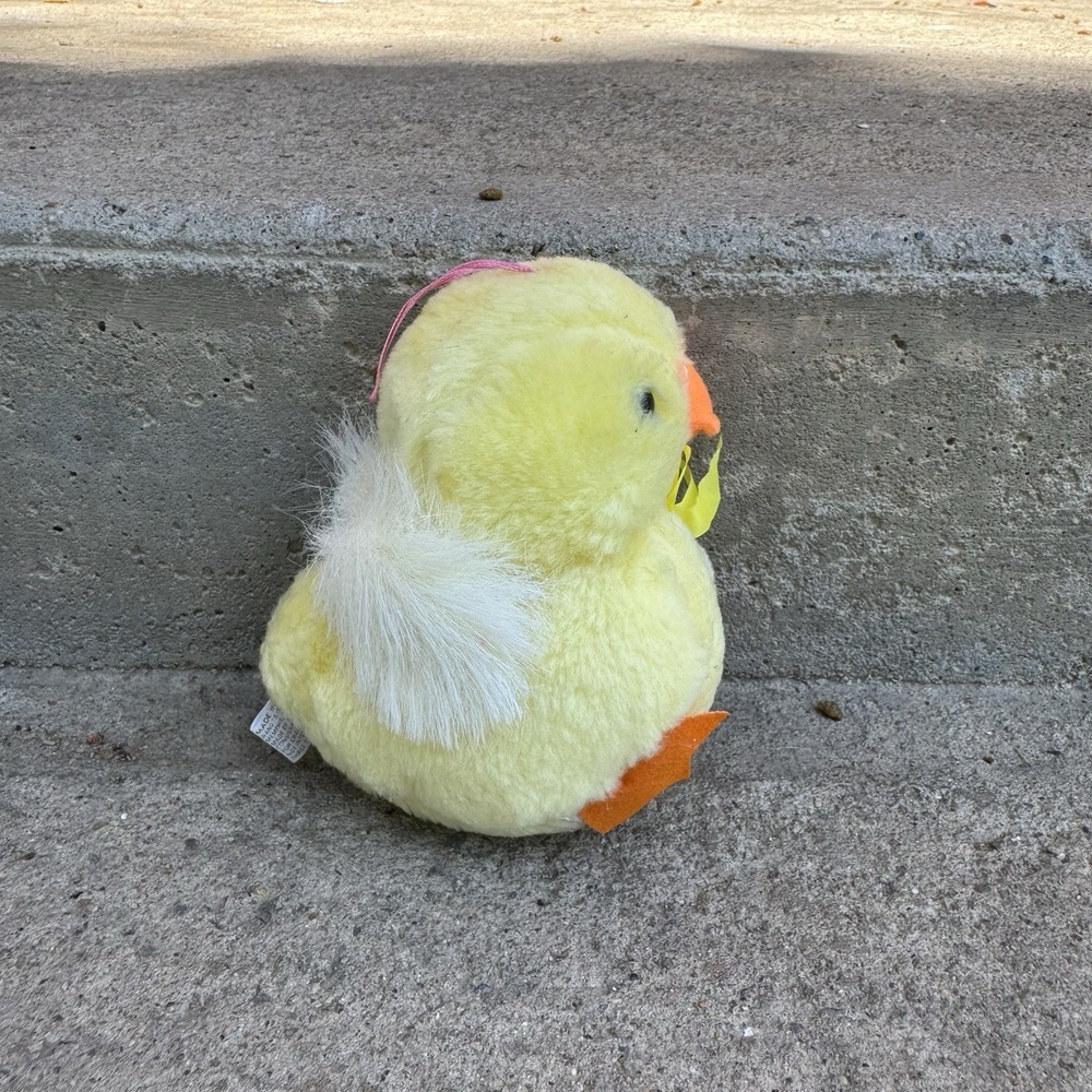 Adorable Baby‎ Chuck Plushie Fluffy White Wings Farm Stuffie Hanging